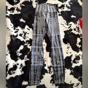 lululemon athletica Black and Gray Tie-Dye